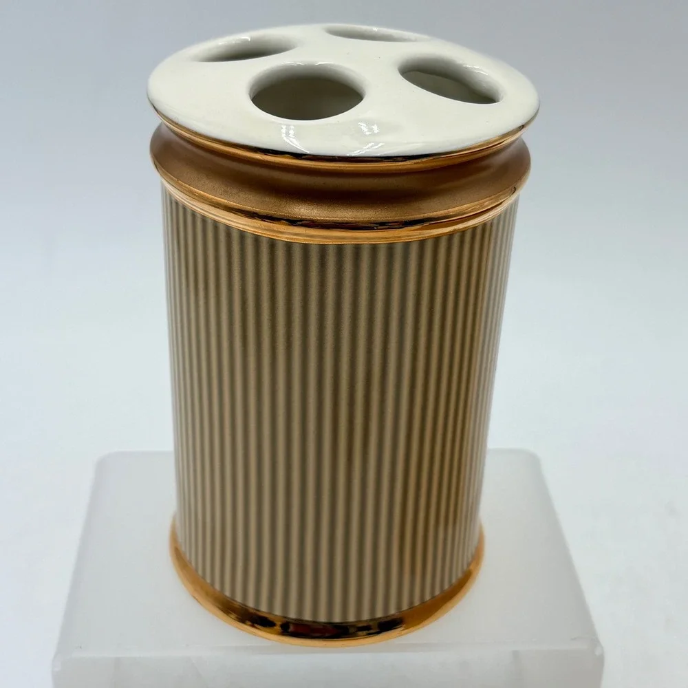 Veratex Fortuny 3pc‎ Bathroom Set Tissue Cover Toothbrush Holder Soap Dish Gold